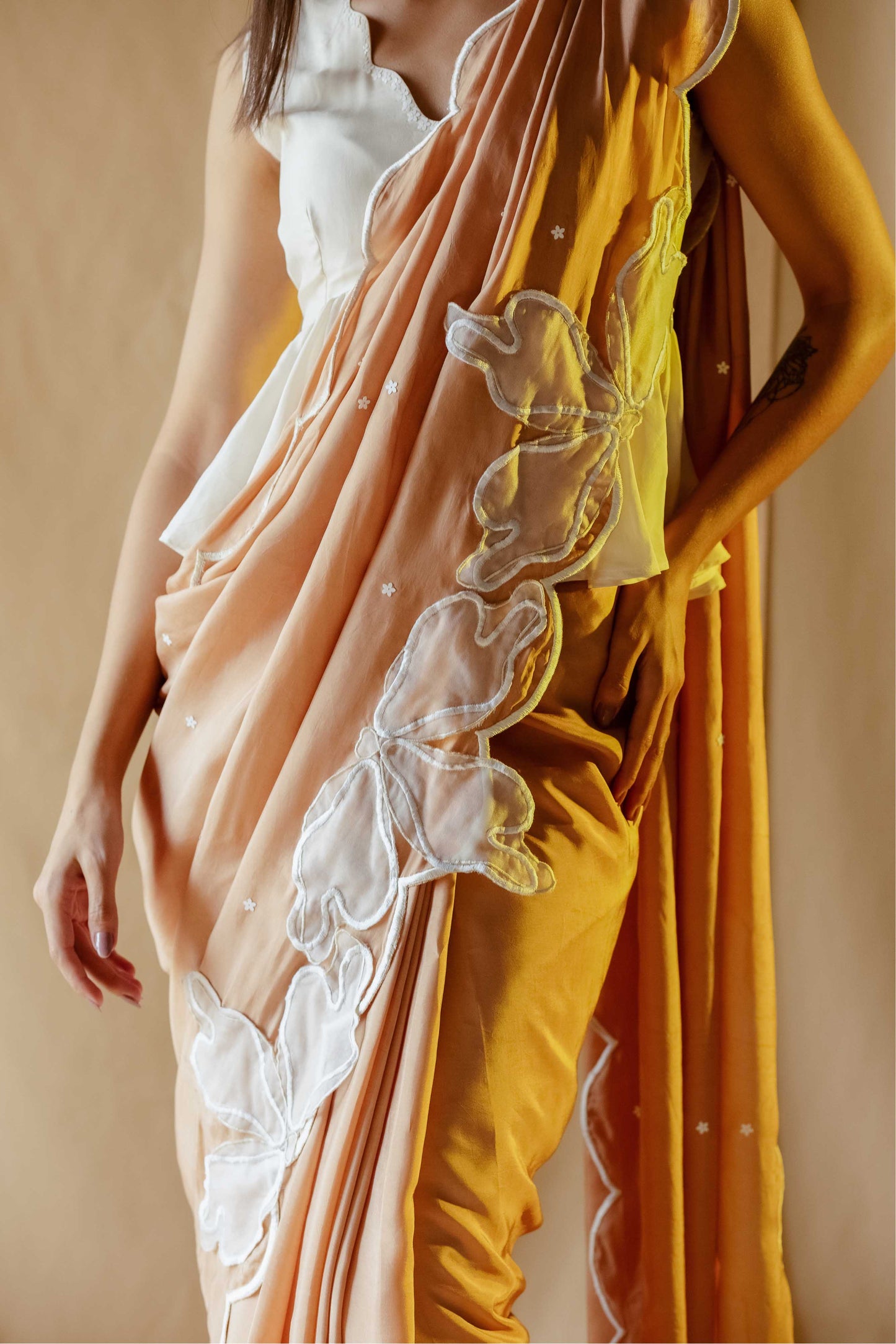 CARNATION SAREE