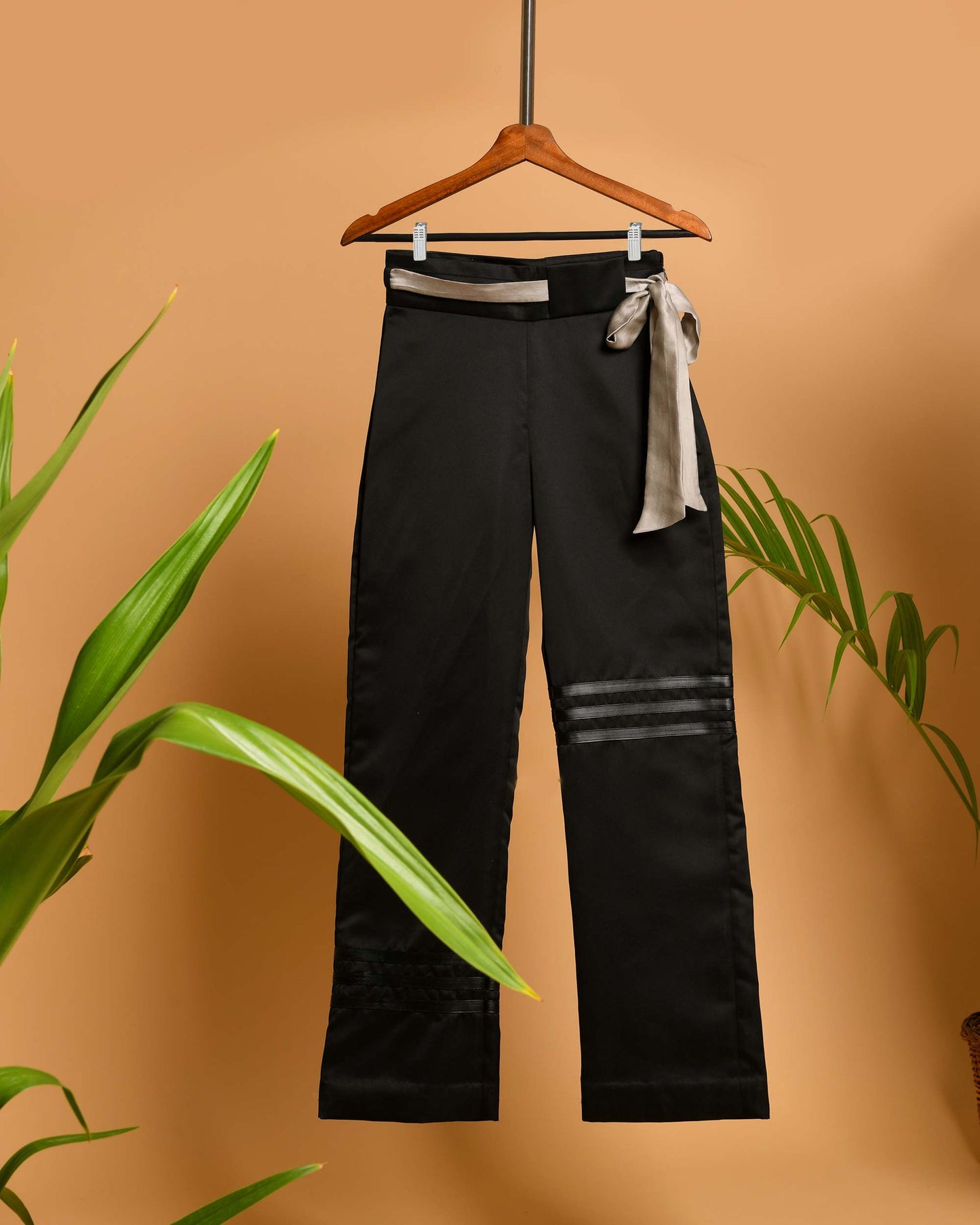 SLICK PANTS