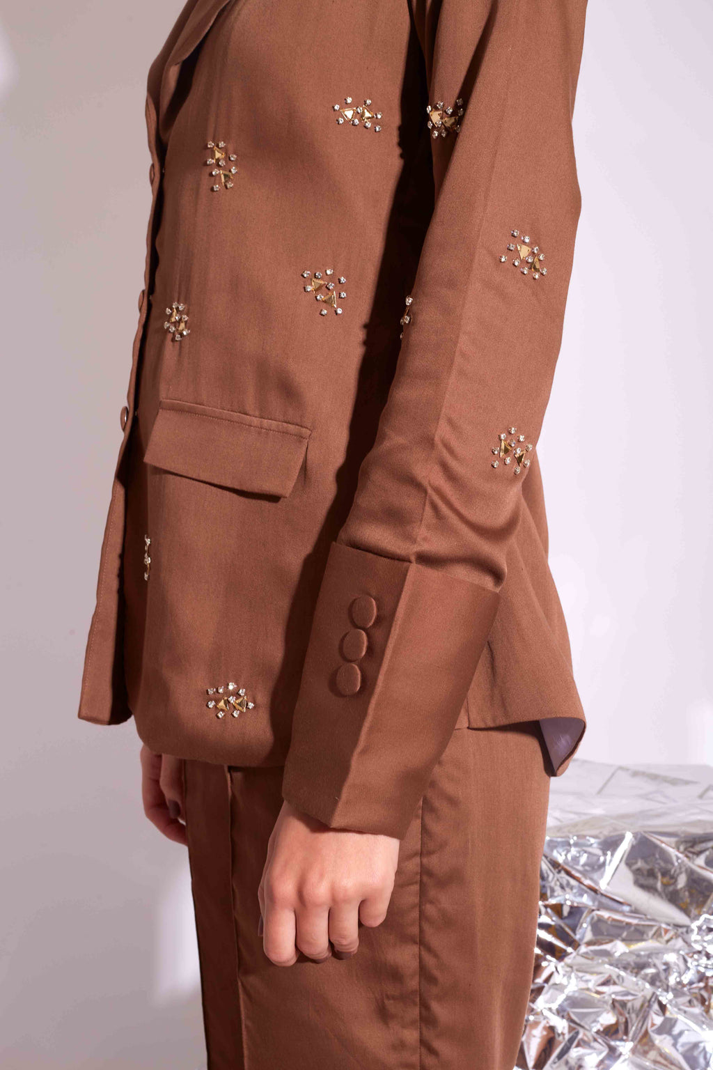 COSMOS BROWN